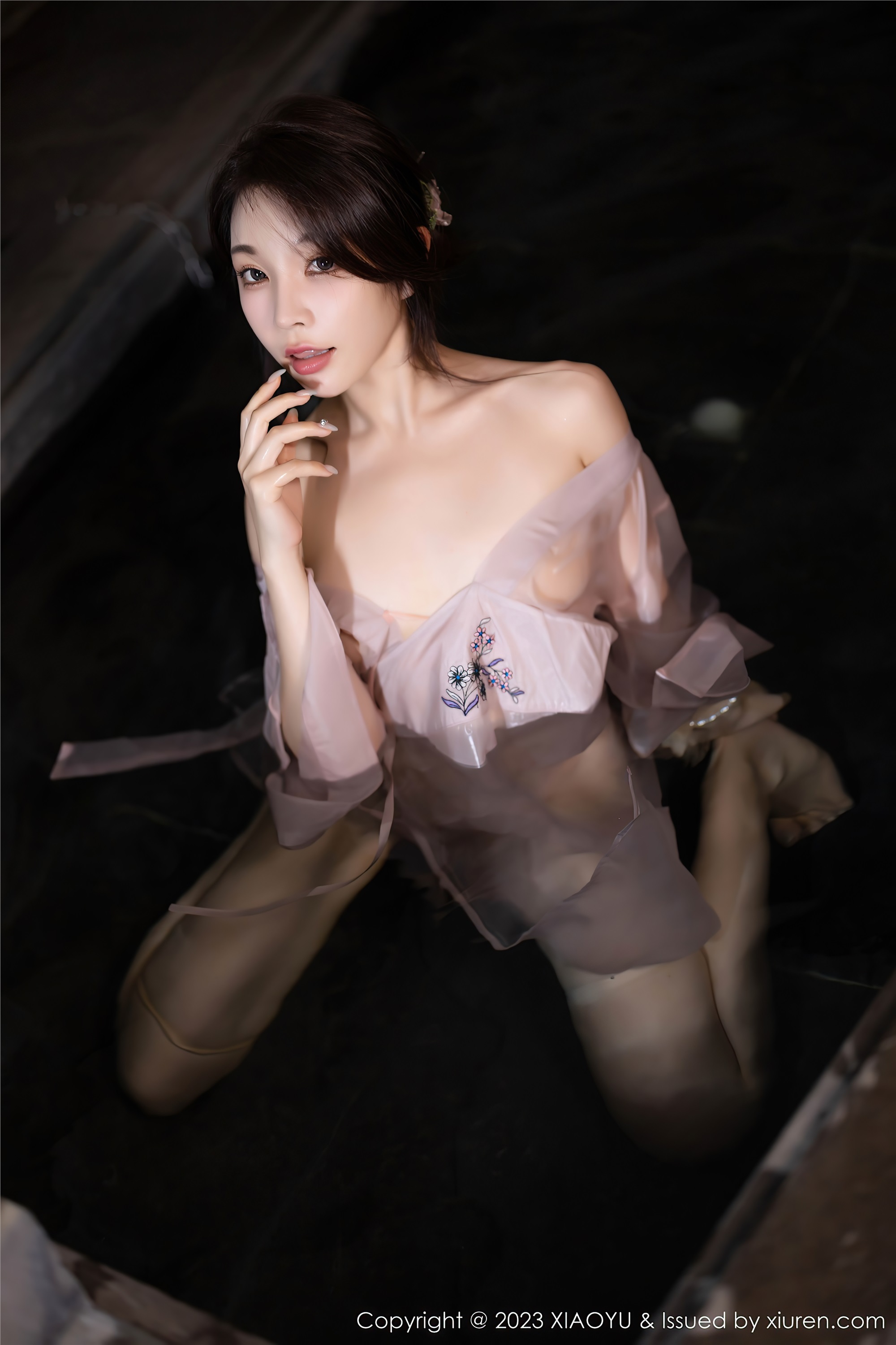 XIAOYU Language and Painting World July 24, 2023 VOL.1076 Xu Lizhi Booty